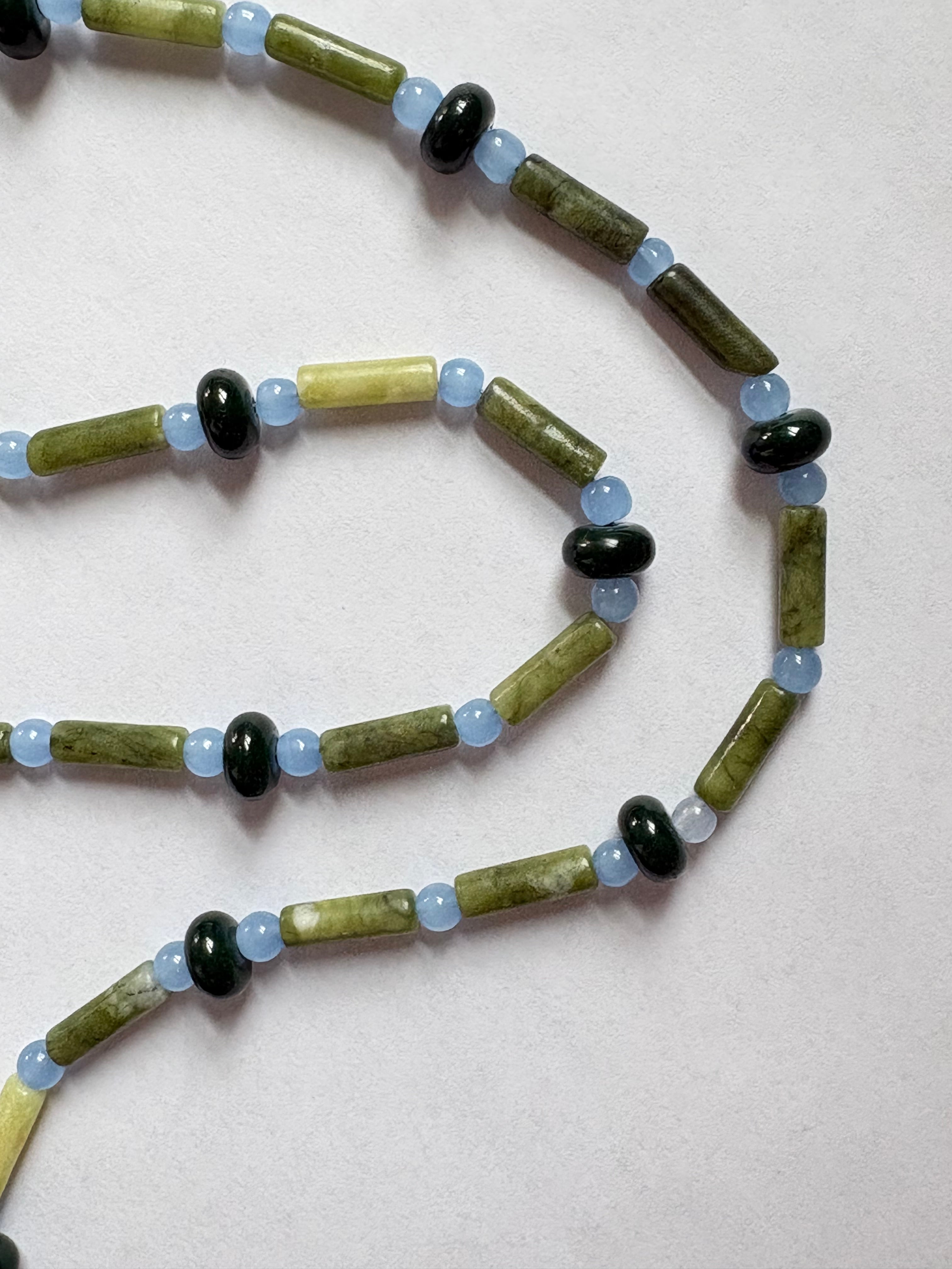 Periwinkle Blossom Glasses Chain